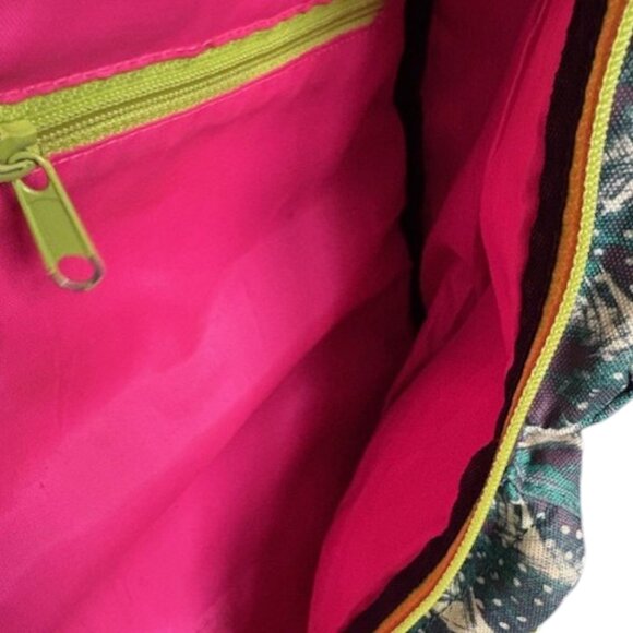 KAVU Original Rope Sling Bag Adjustable Strap Feather Print - 20" x 11" x 5" - Picture 6 of 10